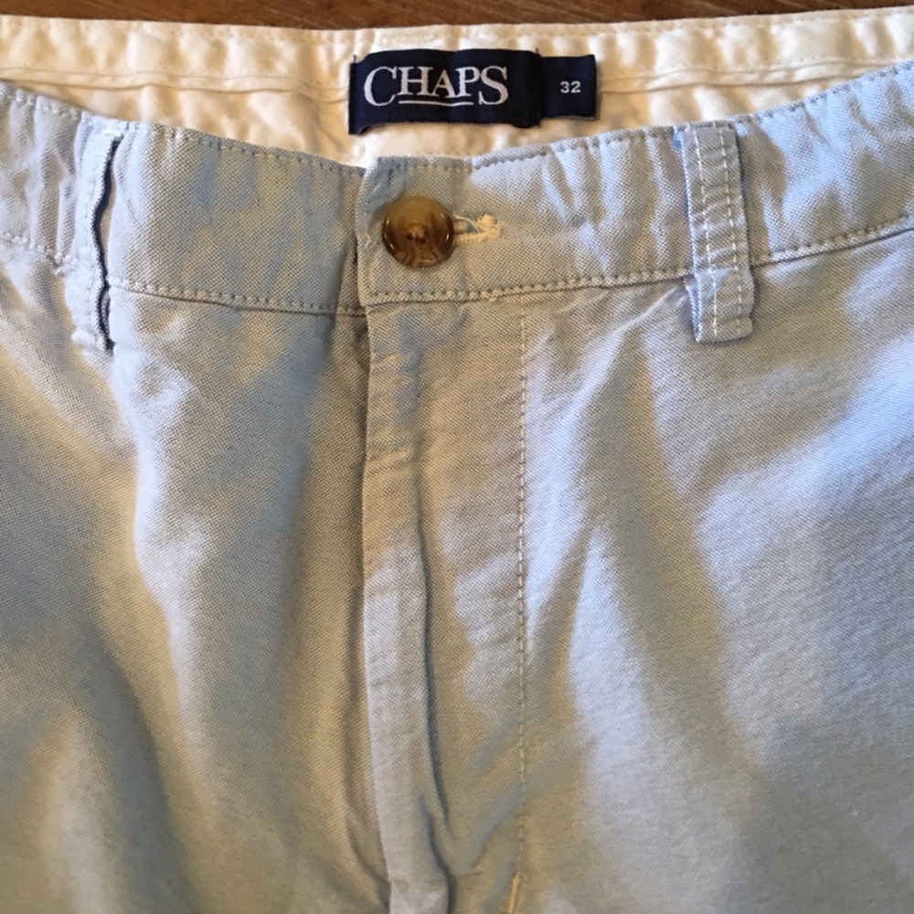 CHAPS Men’s Light Blue Flat Front Shorts Size 32